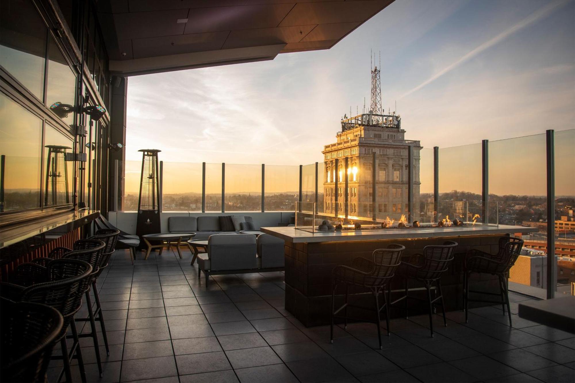 Lancaster Marriott At Penn Square Hotel Exterior foto